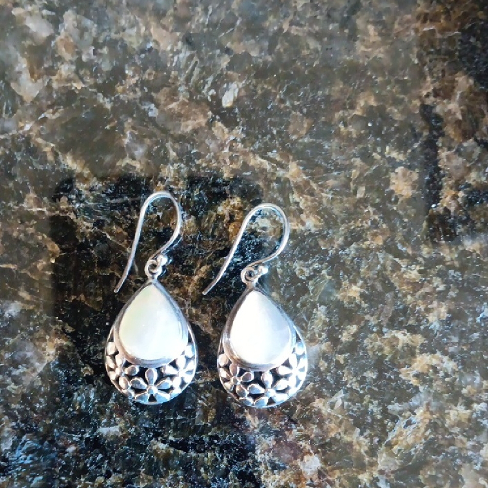 Elegant Silver Teardrop Earrings